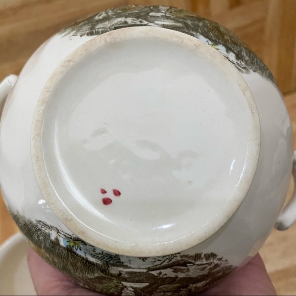 Vintage Johnson Bros The Friendly Village Sugar Bowl (No Lid) & Creamer Set - Picture 14 of 14